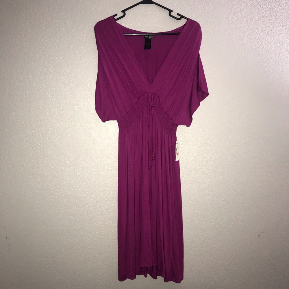 Magenta cold shoulder dress NWT